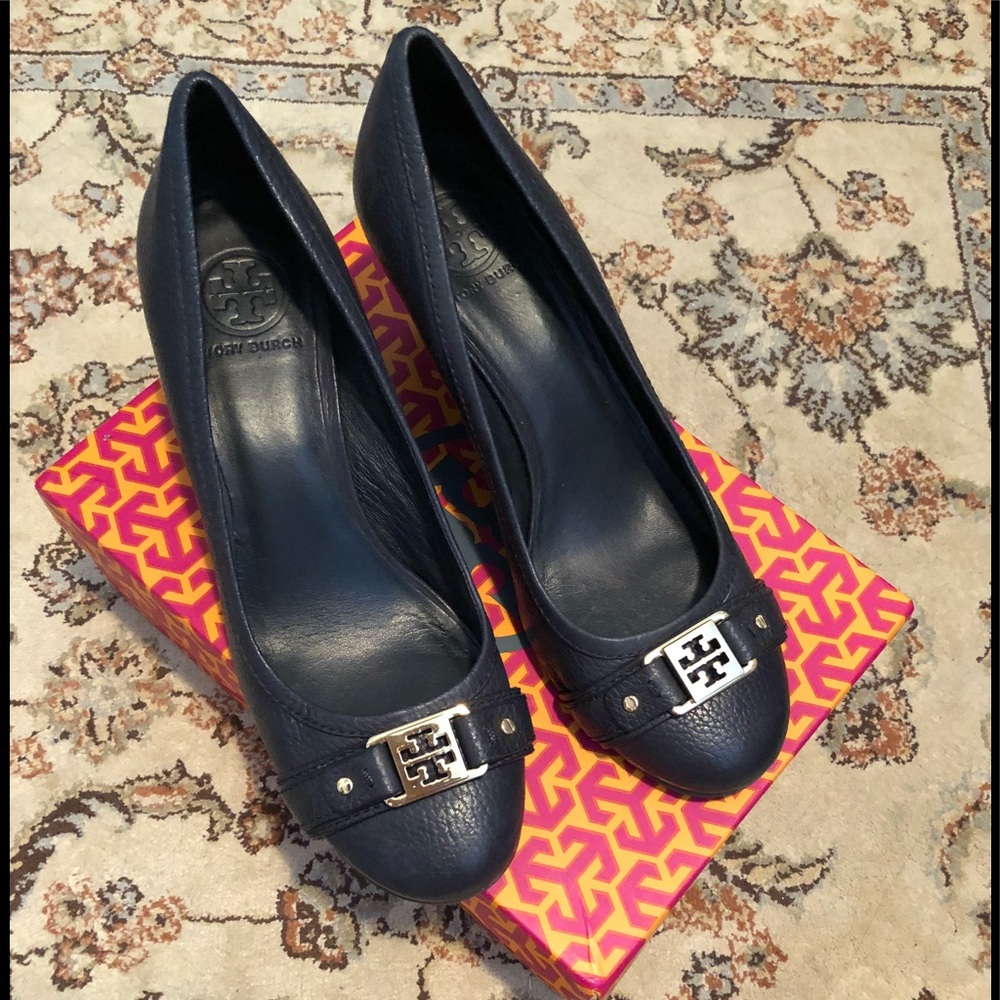 Tory Burch Ambrose 65mm wedge in navy